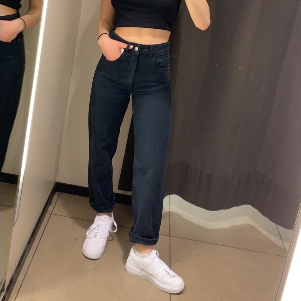 Zara high rise black mom jean 24